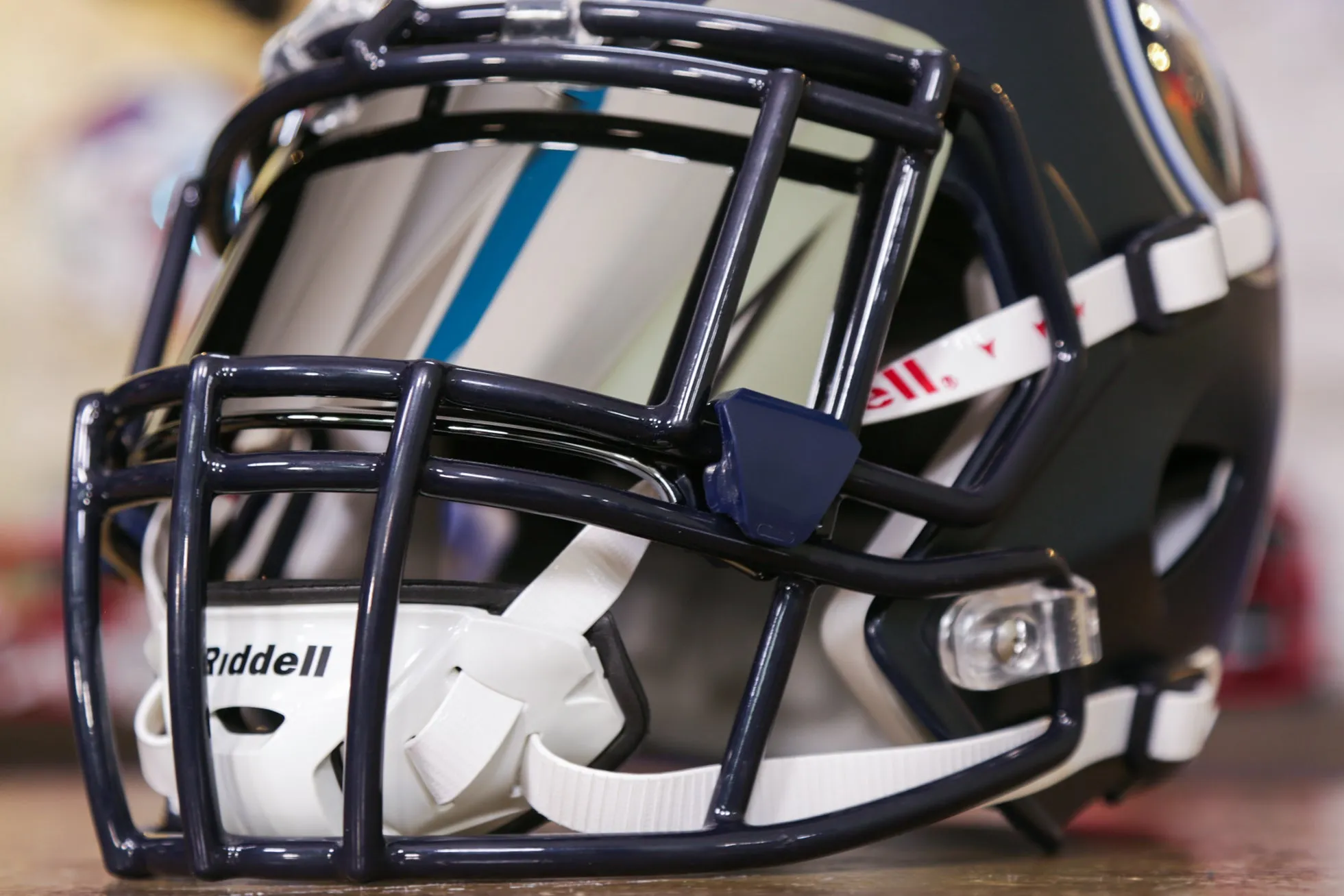 Tennessee Titans Riddell Speed Display Helmet - GG Edition 00284