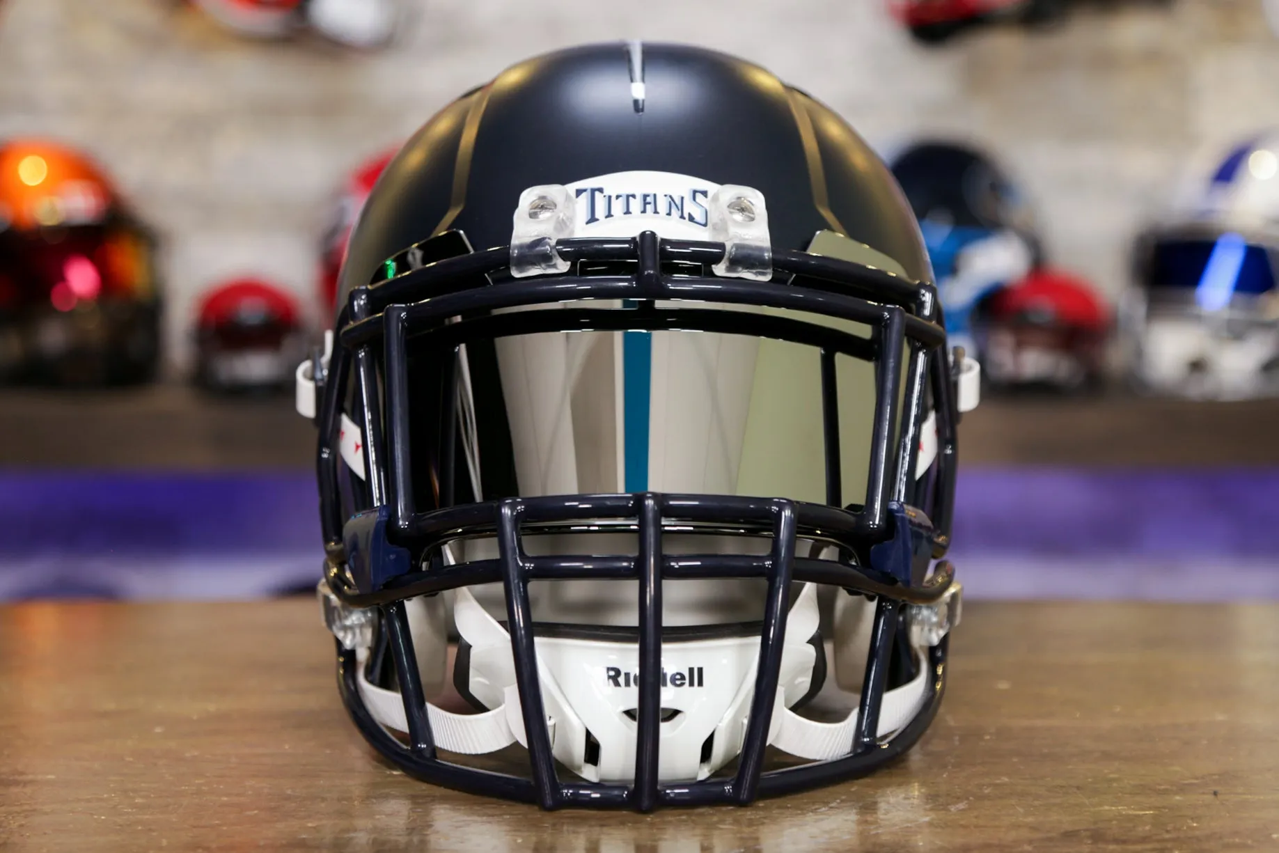 Tennessee Titans Riddell Speed Display Helmet - GG Edition 00284