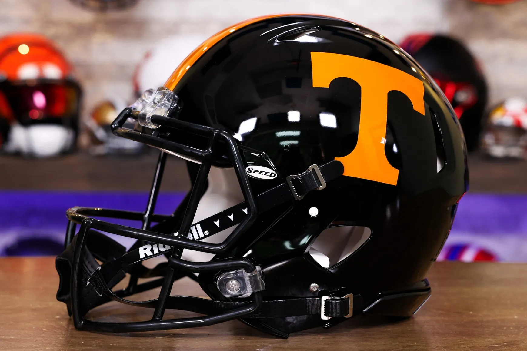 Tennessee Volunteers Riddell Speed Authentic Helmet - Dark Mode