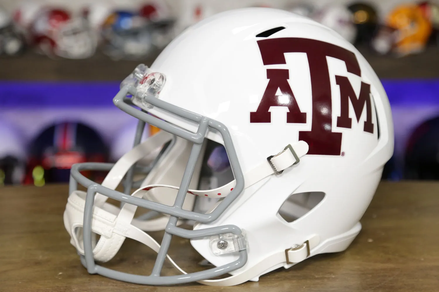 Texas A&M Aggies Riddell Speed Display Helmet - White