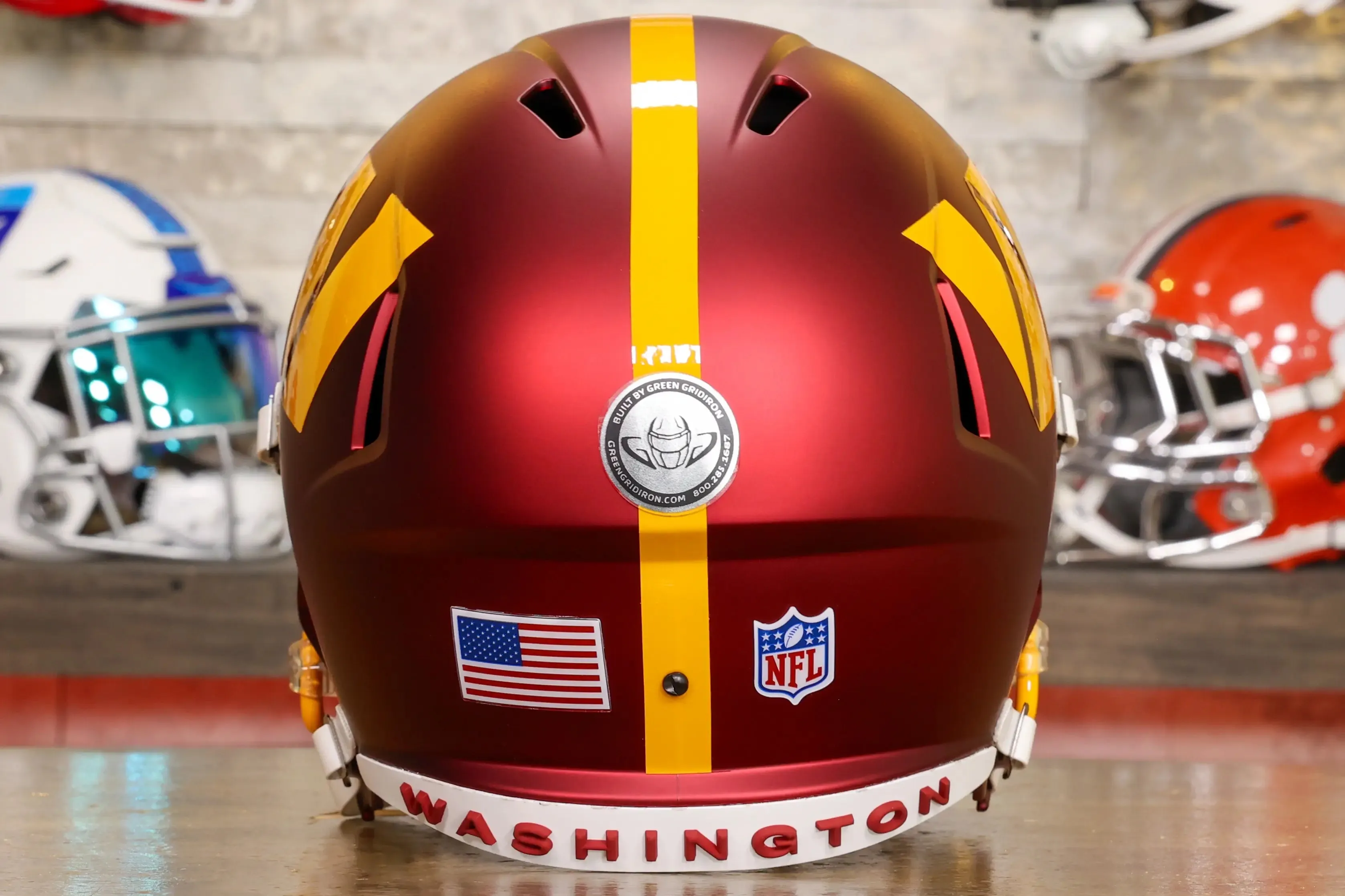 Washington Commanders Riddell Speed Display Helmet - GG Edition 02735