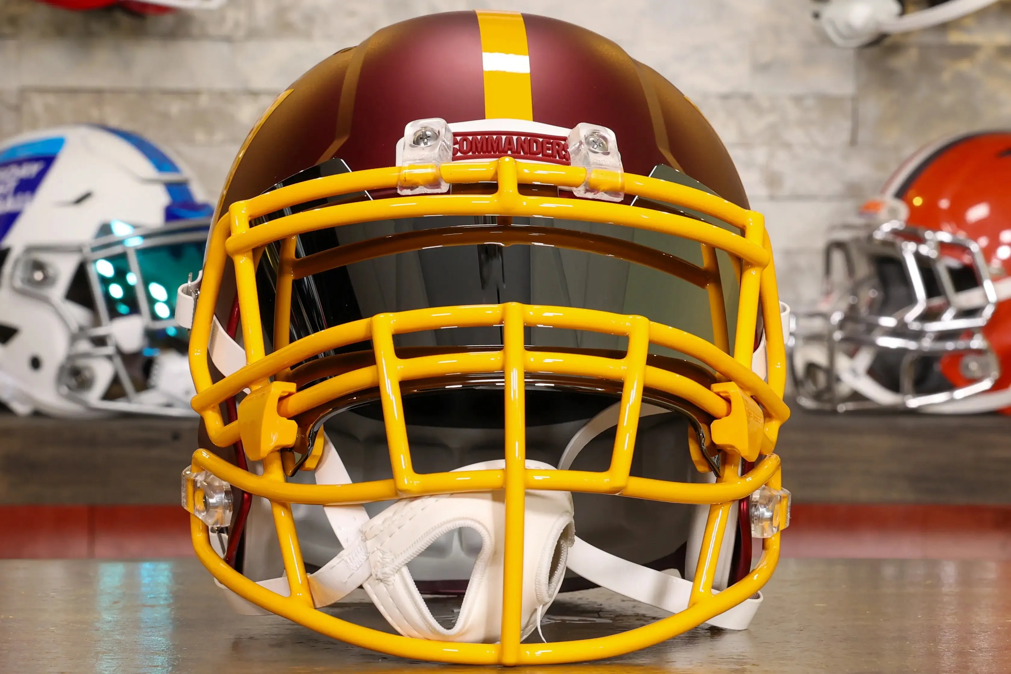 Washington Commanders Riddell Speed Display Helmet - GG Edition 02735